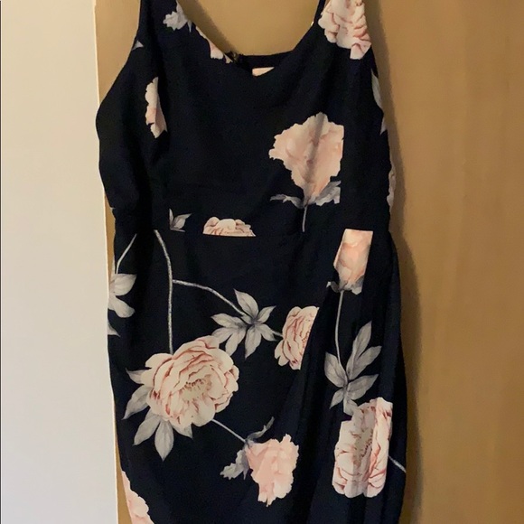 Just This Once Dress In Navy Floral - Picture 5 of 6